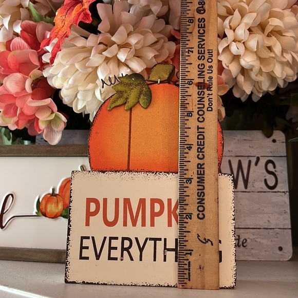 Everything Pumpkin Sign - Picture 3 of 3